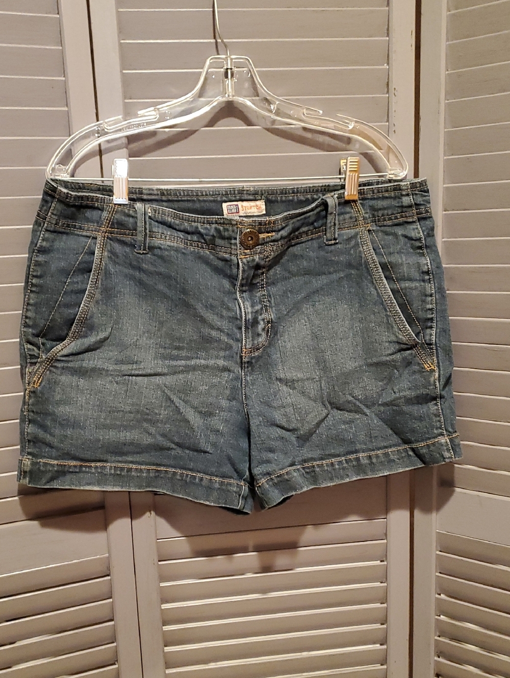 Faded Glory Stretch Denim Women’s Casual Shorts Size 14